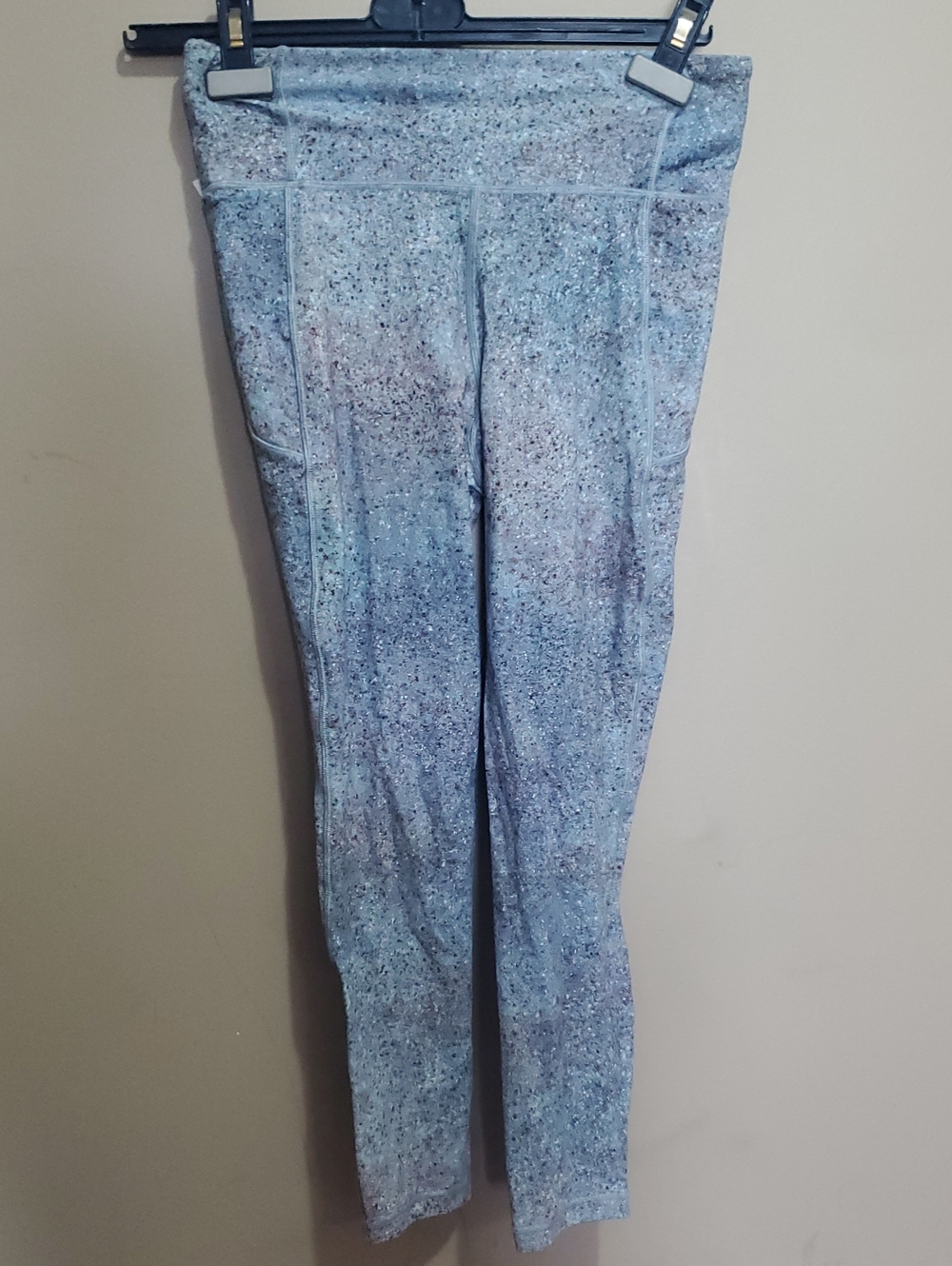 Lululemon Align HR Speckled Light Blue High-Waist Final Lap Crop Size 6